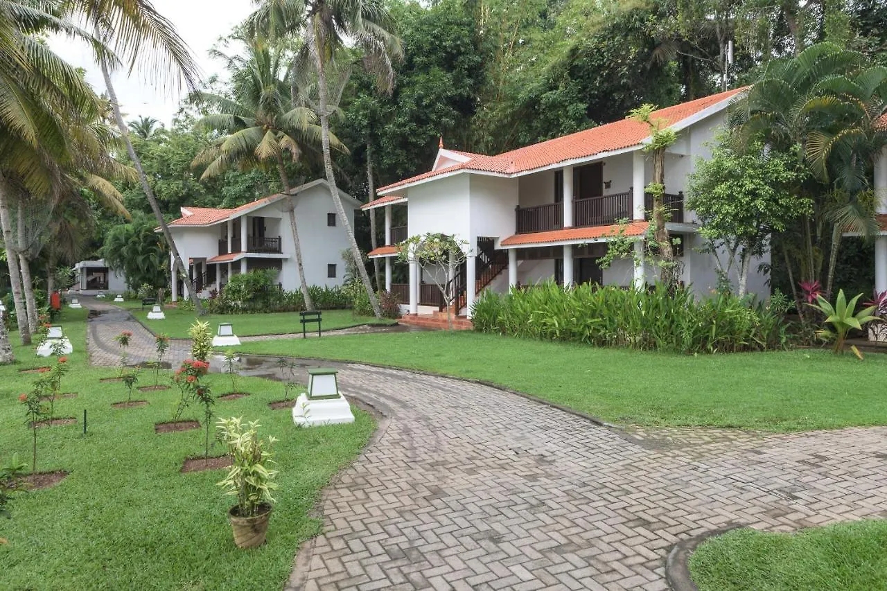 Club Mahindra Ashtamudi Hotell Nīndakara Semesteranläggning (resort)