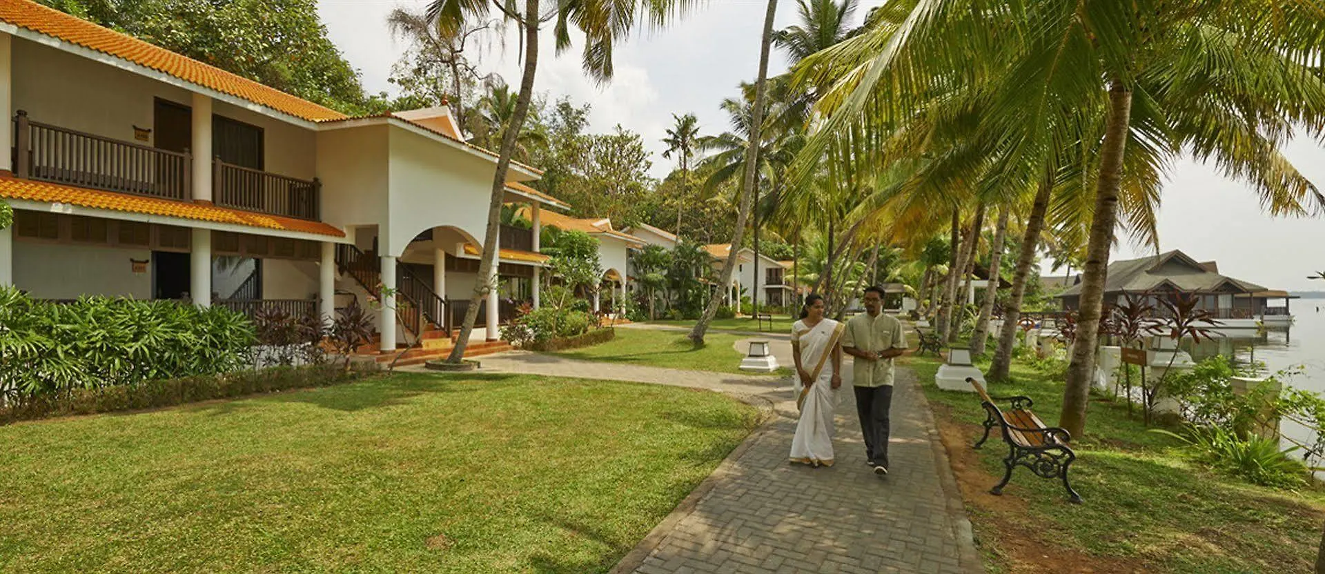 Club Mahindra Ashtamudi Hotell Nīndakara