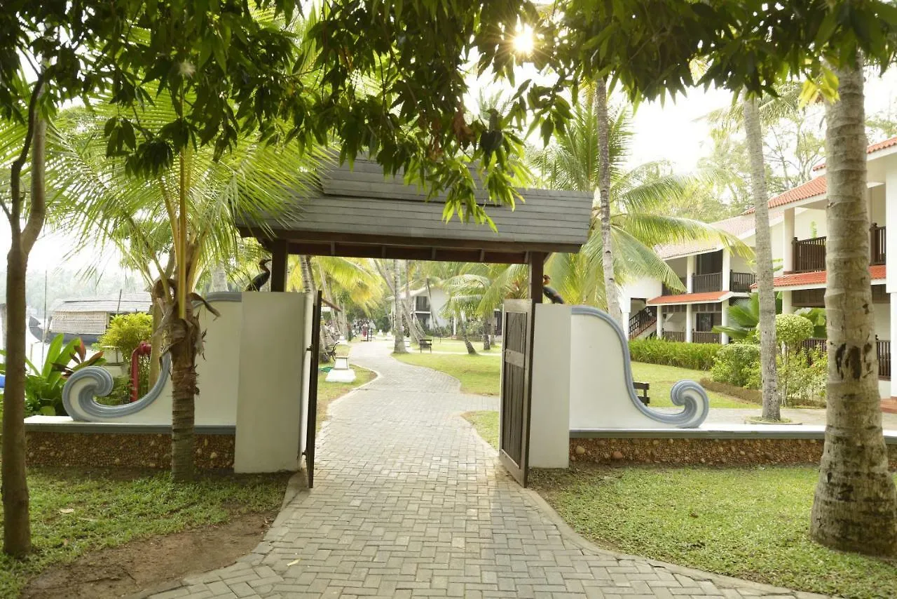 **** Semesteranläggning (resort) Club Mahindra Ashtamudi Hotell Nīndakara Indien