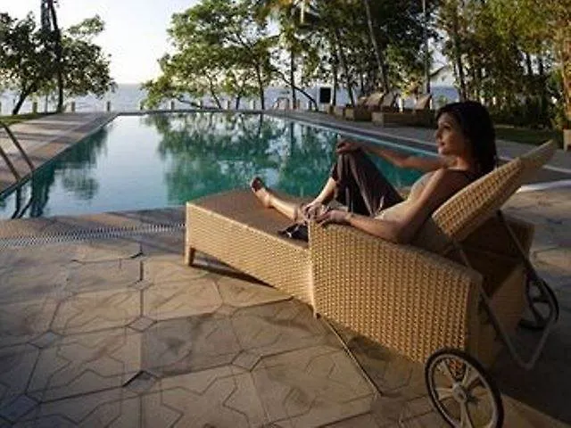 **** Resort Club Mahindra Ashtamudi Hotel Nīndakara India