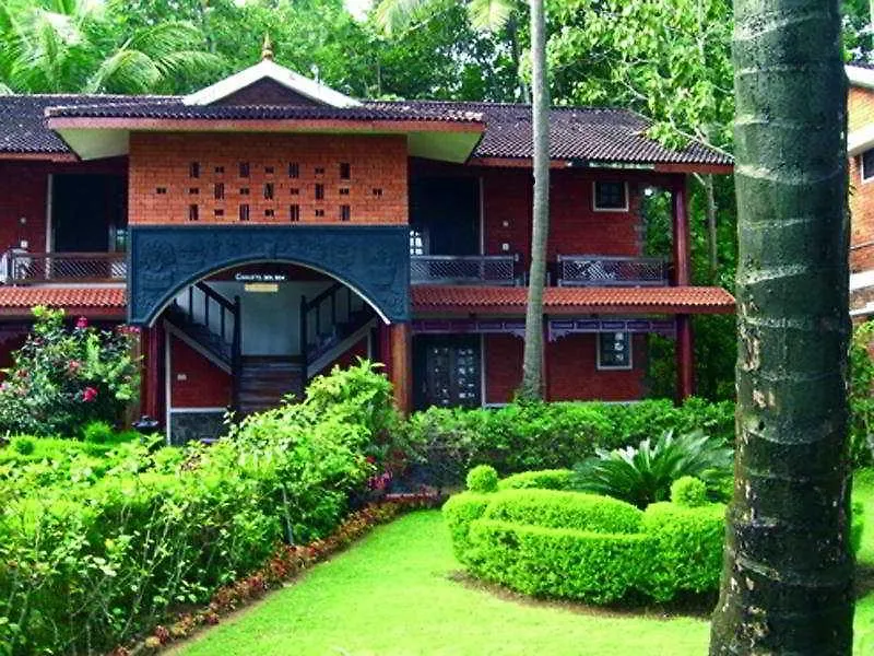 Club Mahindra Ashtamudi Hotel Nīndakara Resort