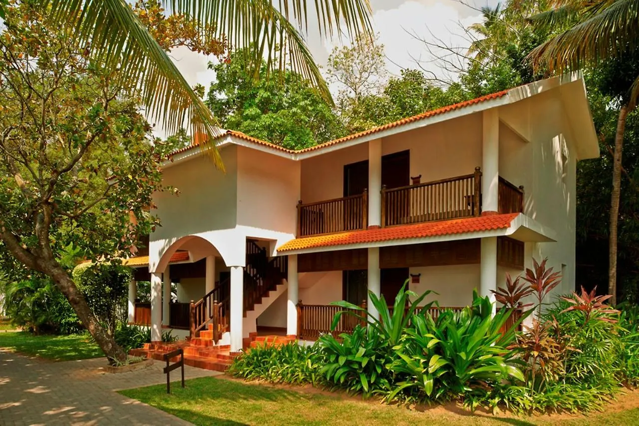 Club Mahindra Ashtamudi Hotel Nīndakara 4*,